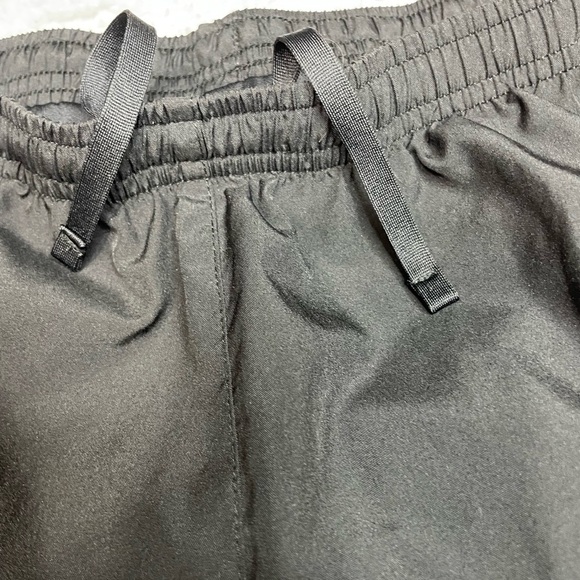 Nike Dri-Fit Black Pink Standard Fit 4" Running Shorts Womens Size Small - Picture 7 of 9